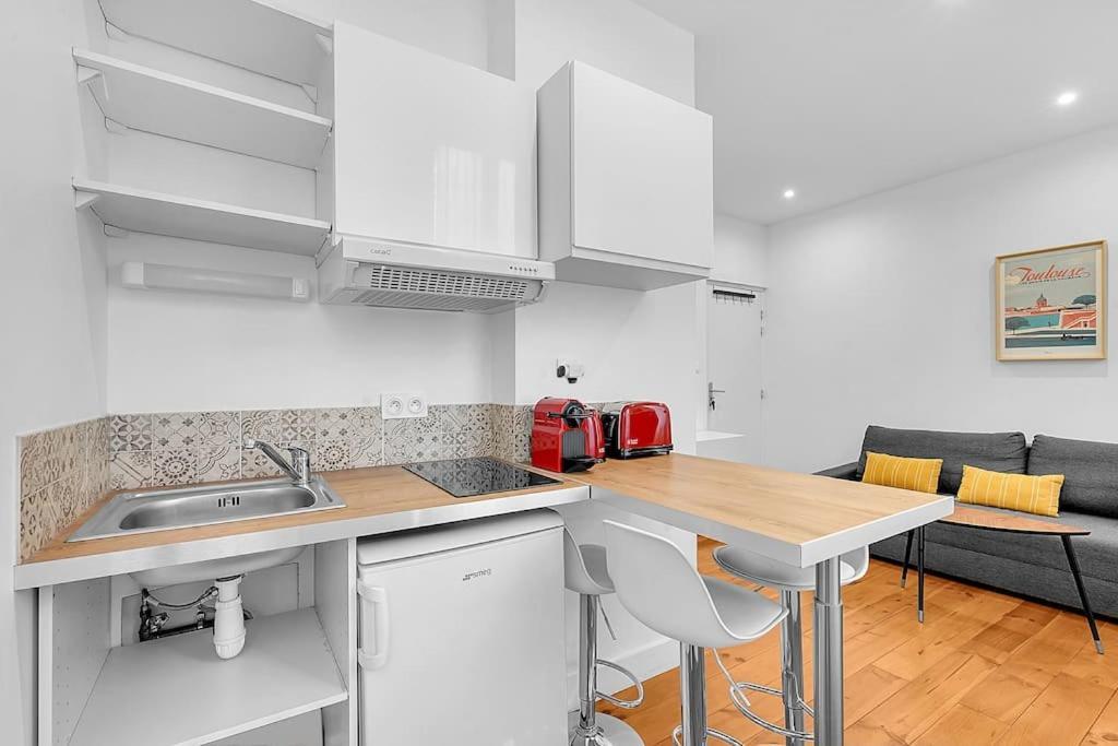 Le Cocon - T2 Cosy Hypercentre Avec Parking Apartment Тулуза Екстериор снимка